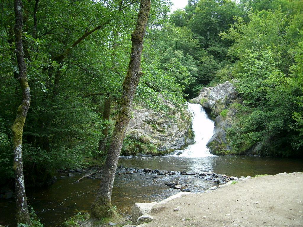 Chalet Du Montal Dun-les-Places المظهر الخارجي الصورة